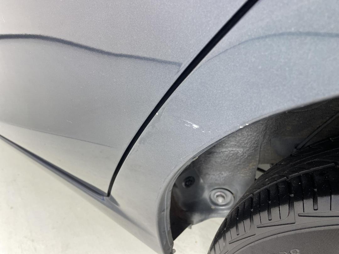 Photo '29' of Mazda Demio