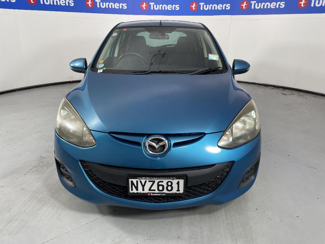 Photo '2' of Mazda Demio Photo '2' of Mazda Demio