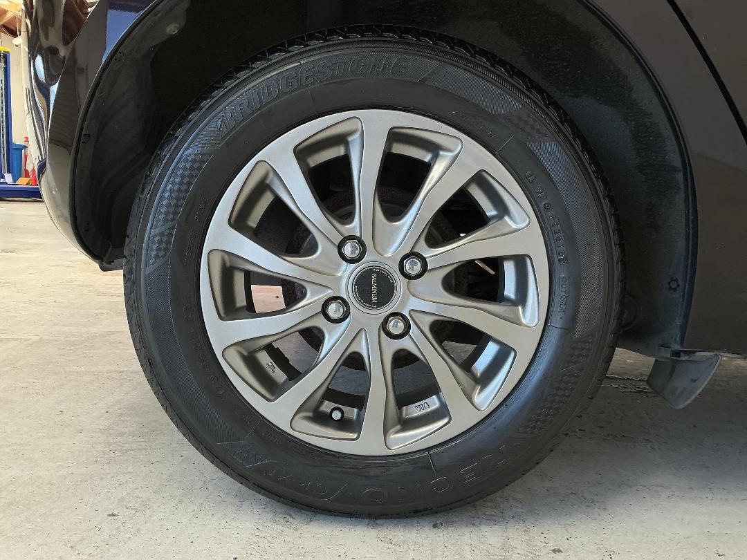 Photo '12' of Mazda Demio