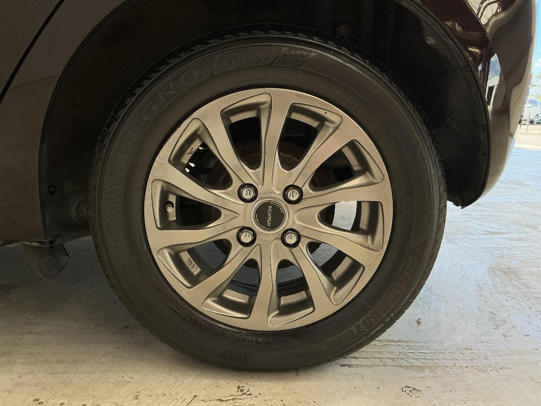 Photo '11' of Mazda Demio