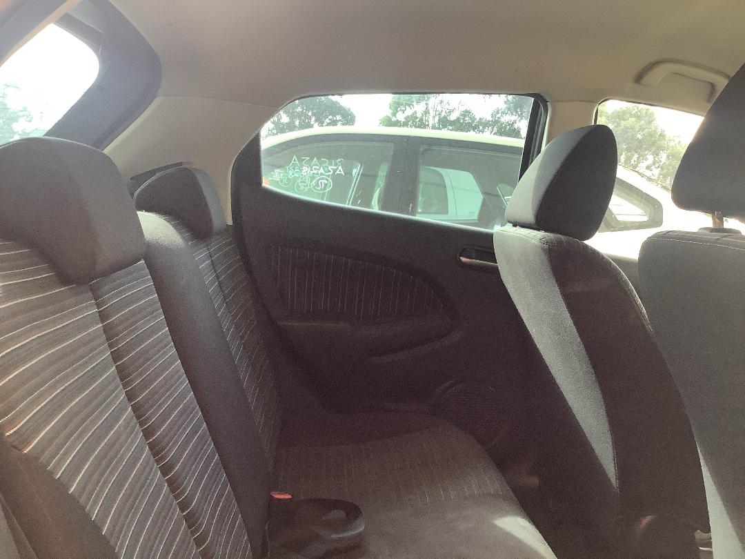 Photo '10' of Mazda Demio