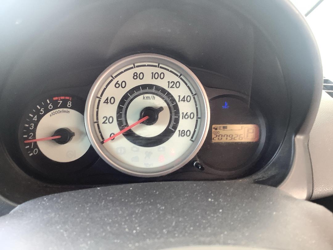 Photo '14' of Mazda Demio