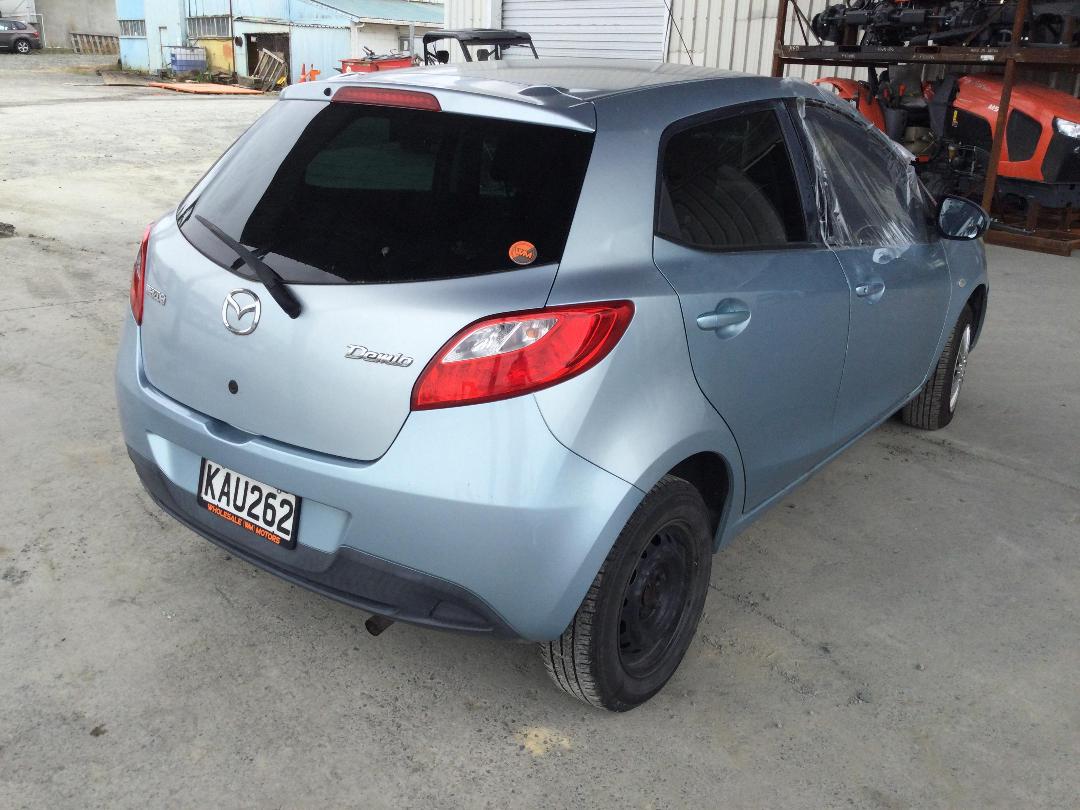 Photo '7' of Mazda Demio