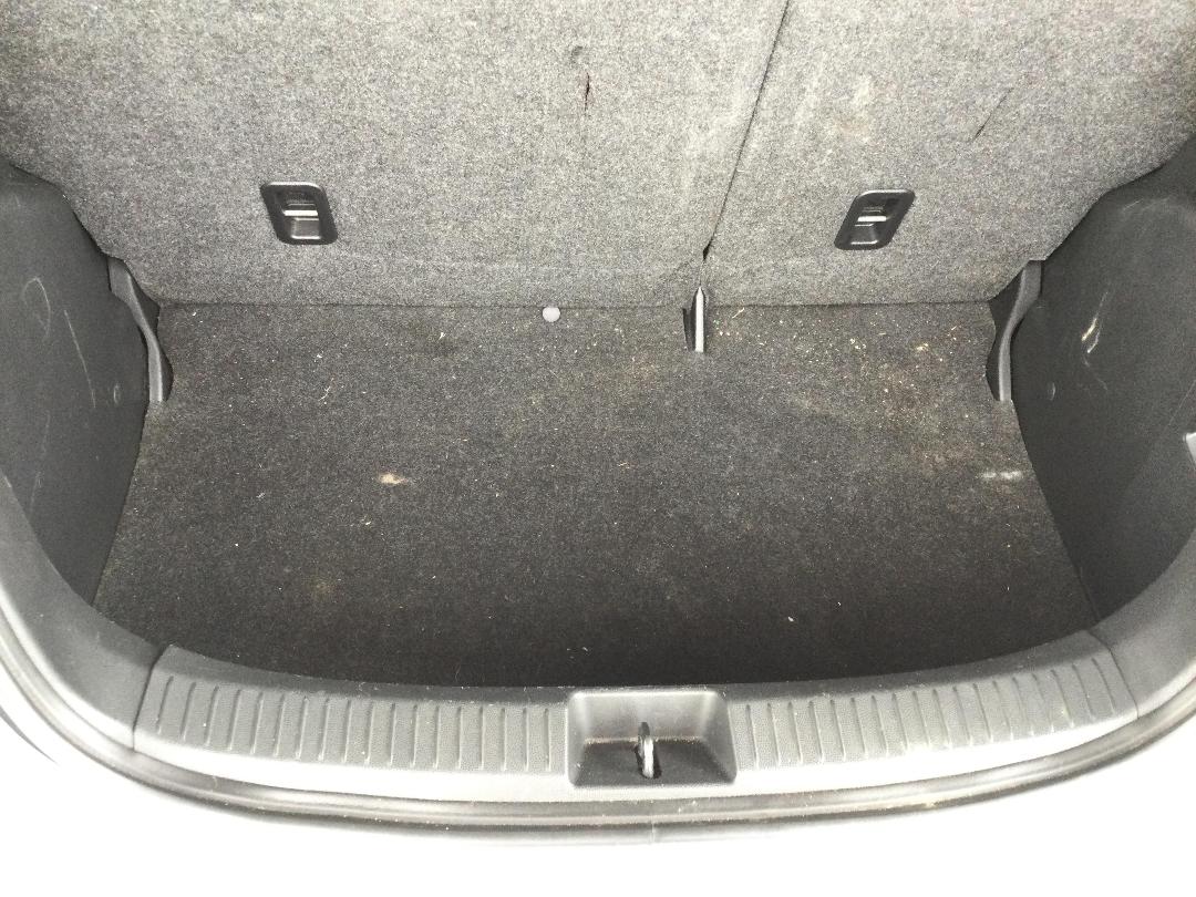 Photo '16' of Mazda Demio