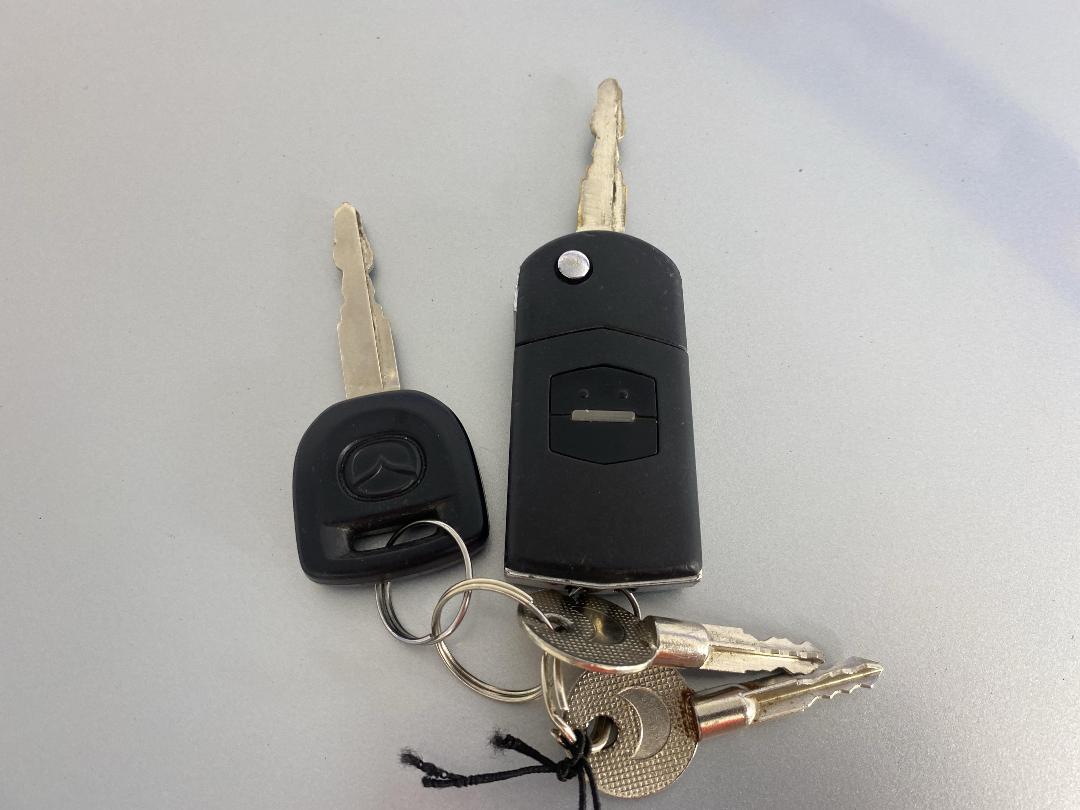 Photo '22' of Mazda Demio Photo '22' of Mazda Demio