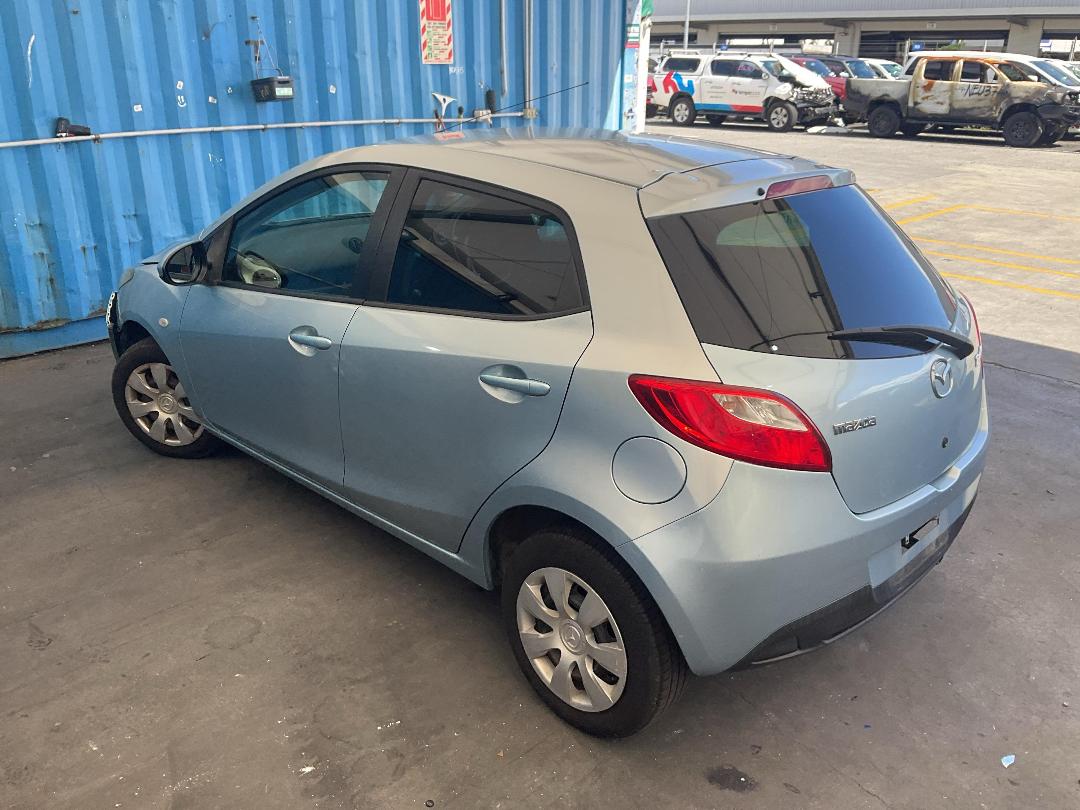 Photo '9' of Mazda Demio