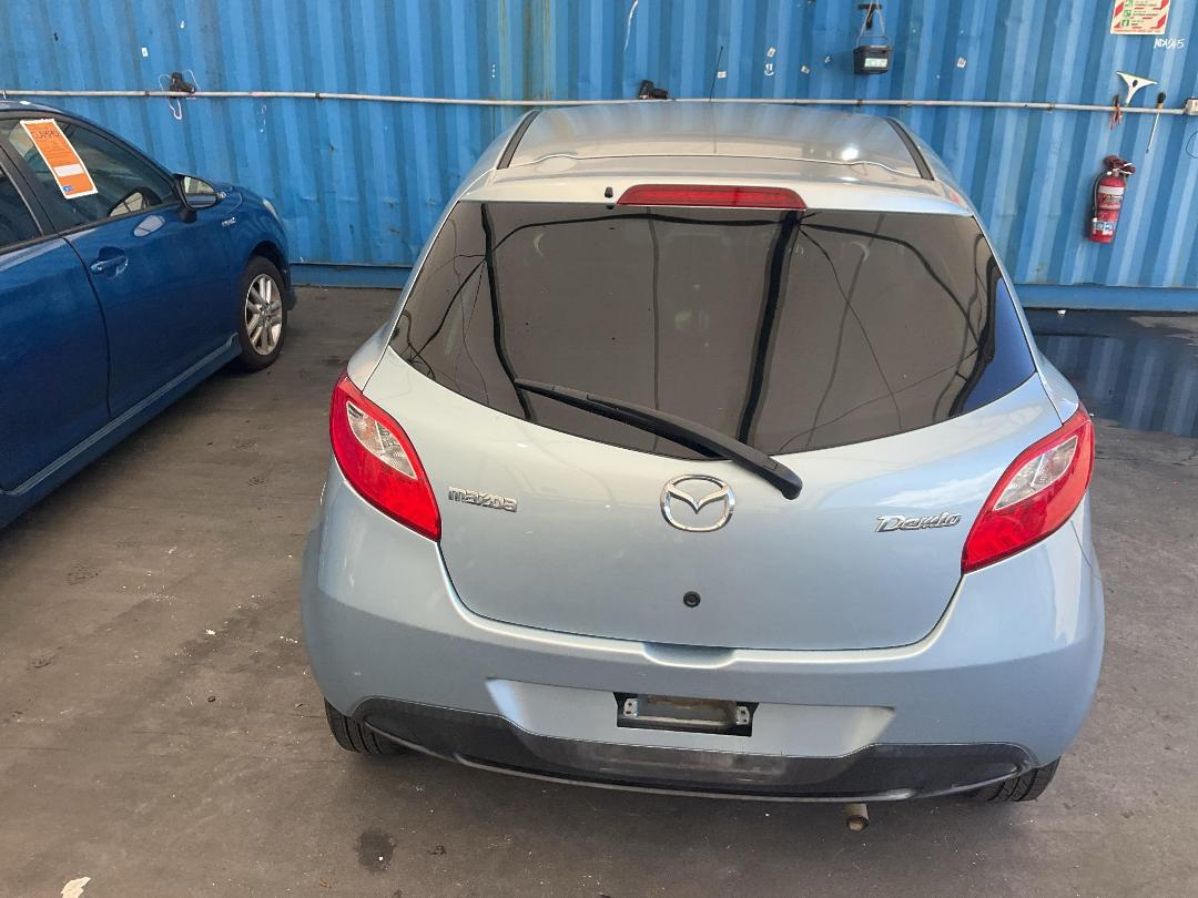 Photo '11' of Mazda Demio