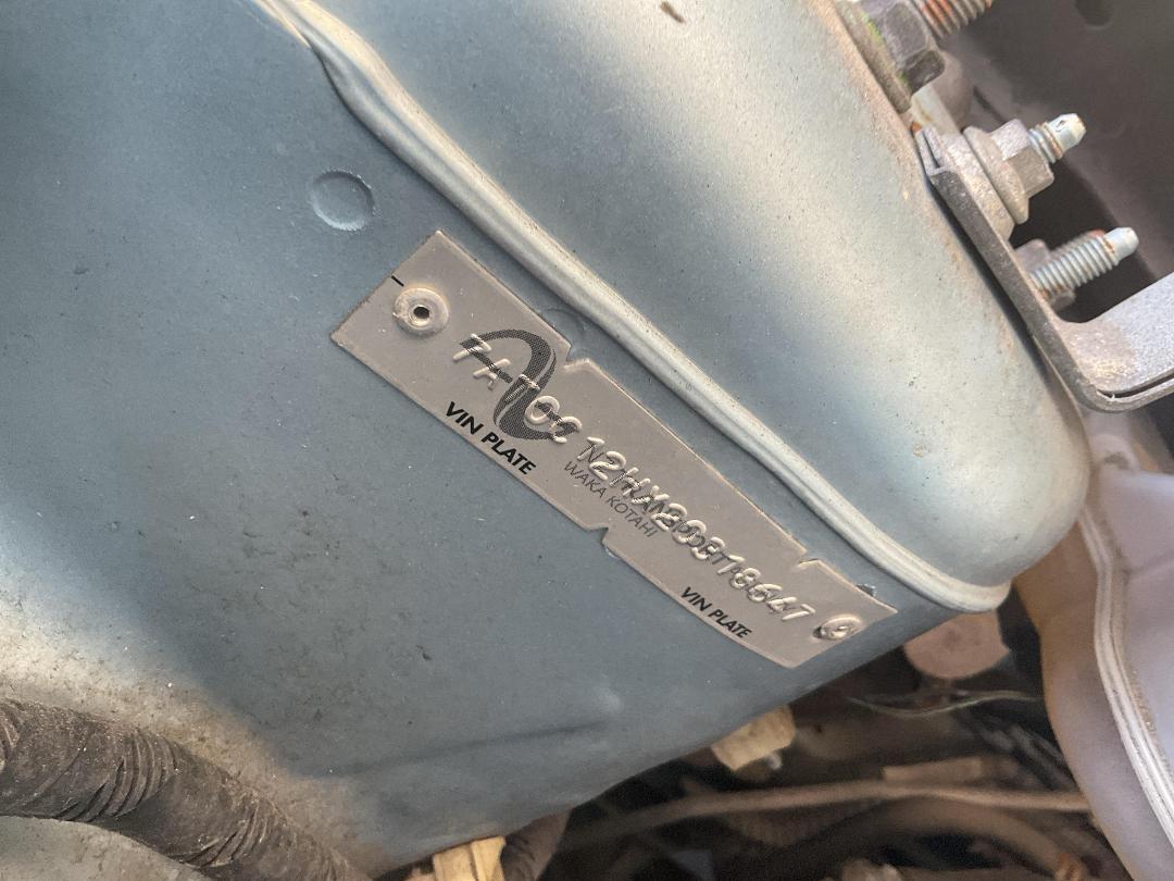 Photo '16' of Mazda Demio