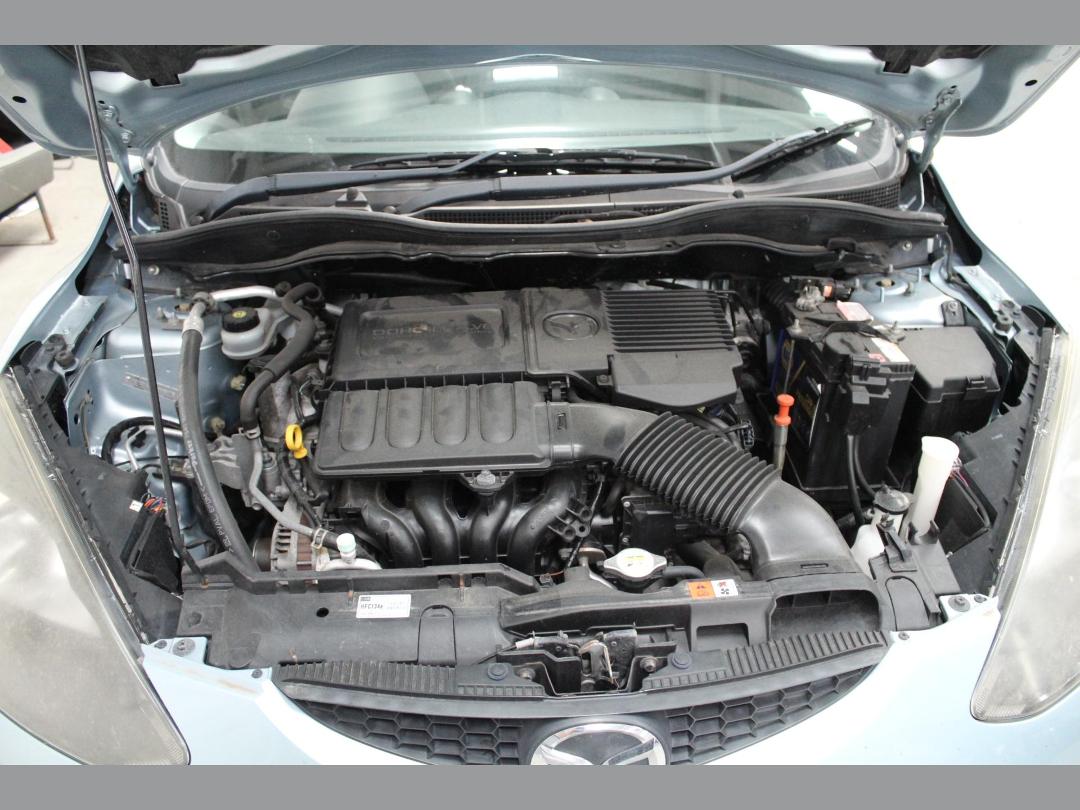 Photo '17' of Mazda Demio