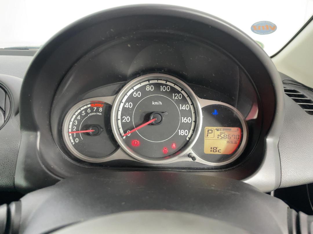 Photo '21' of Mazda Demio