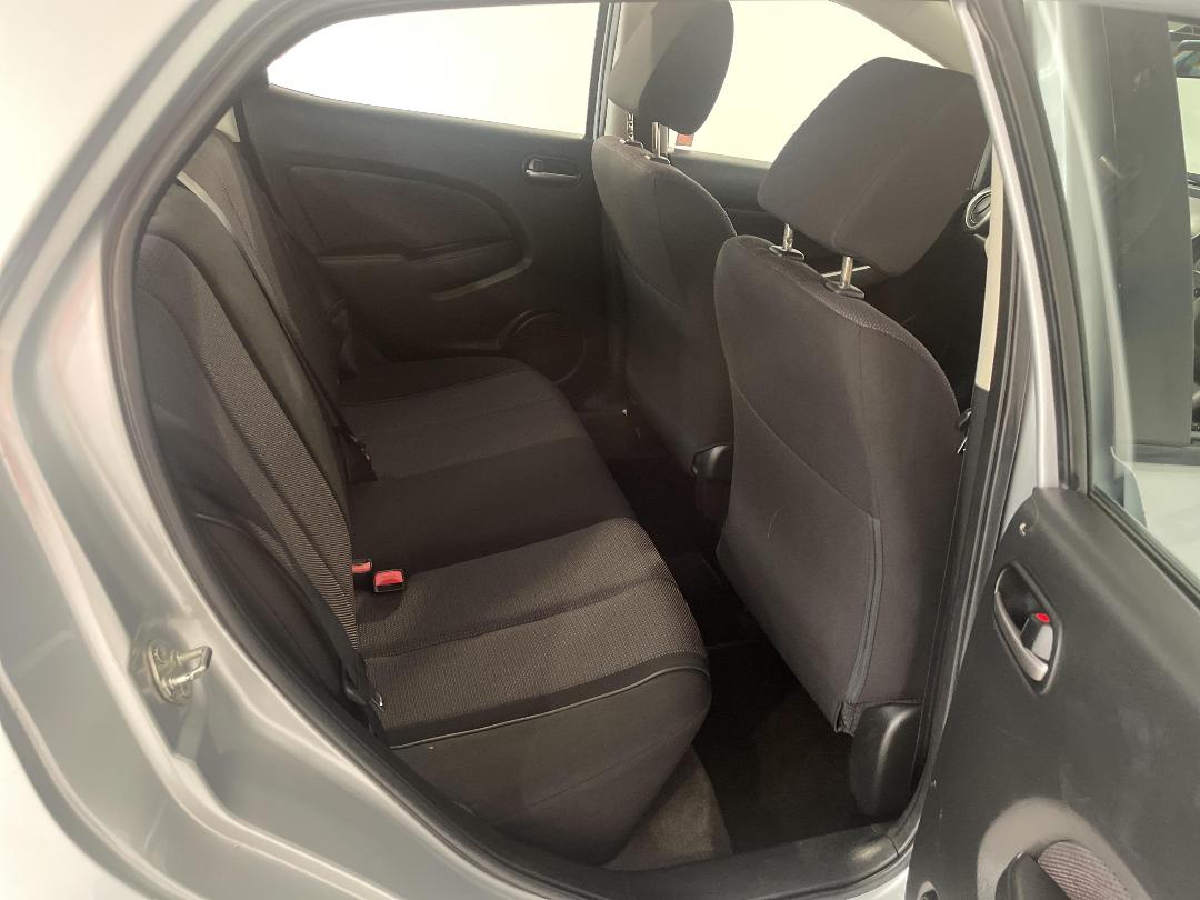 Photo '20' of Mazda Mazda2