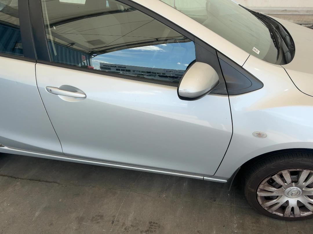 Photo '3' of Mazda Mazda2 Classic