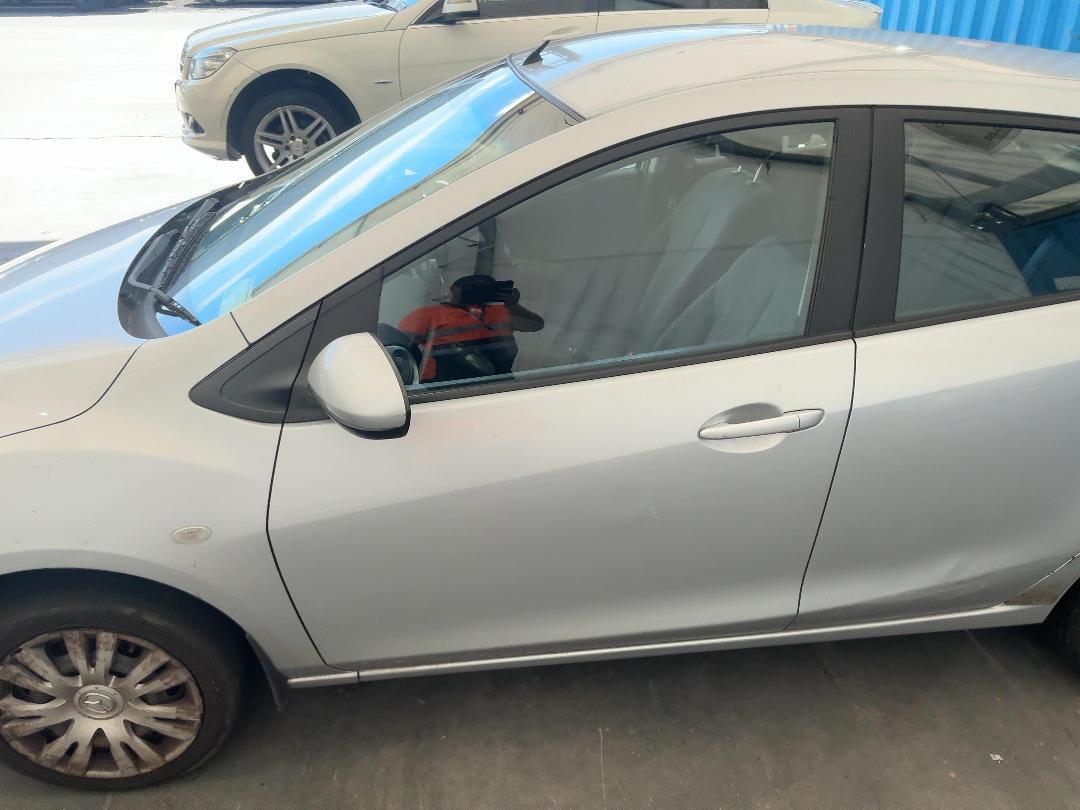 Photo '8' of Mazda Mazda2 Classic