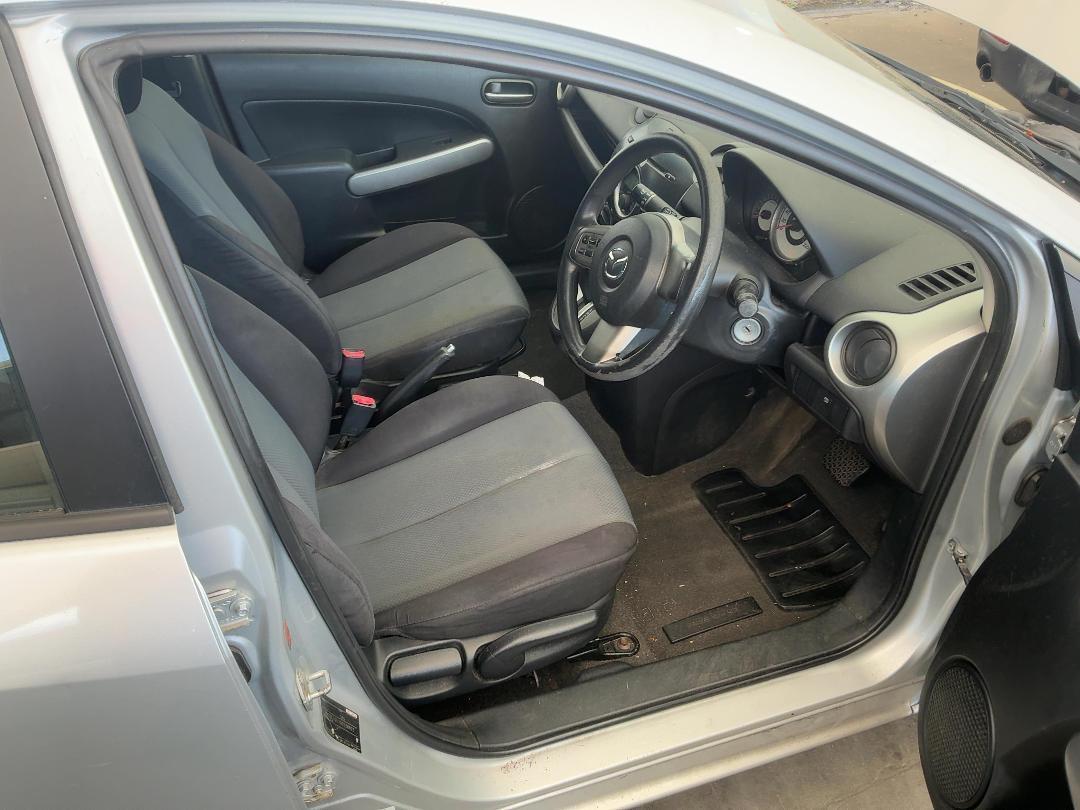 Photo '19' of Mazda Mazda2 Classic