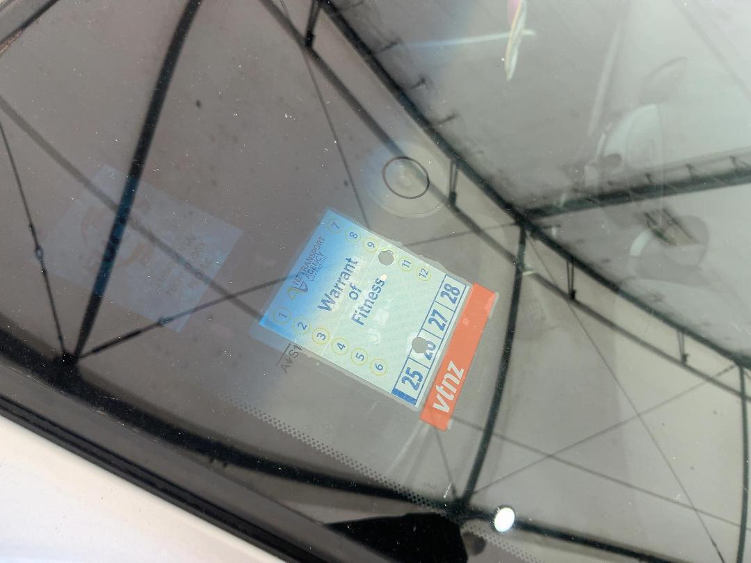 Photo '22' of Mazda Mazda2 Classic