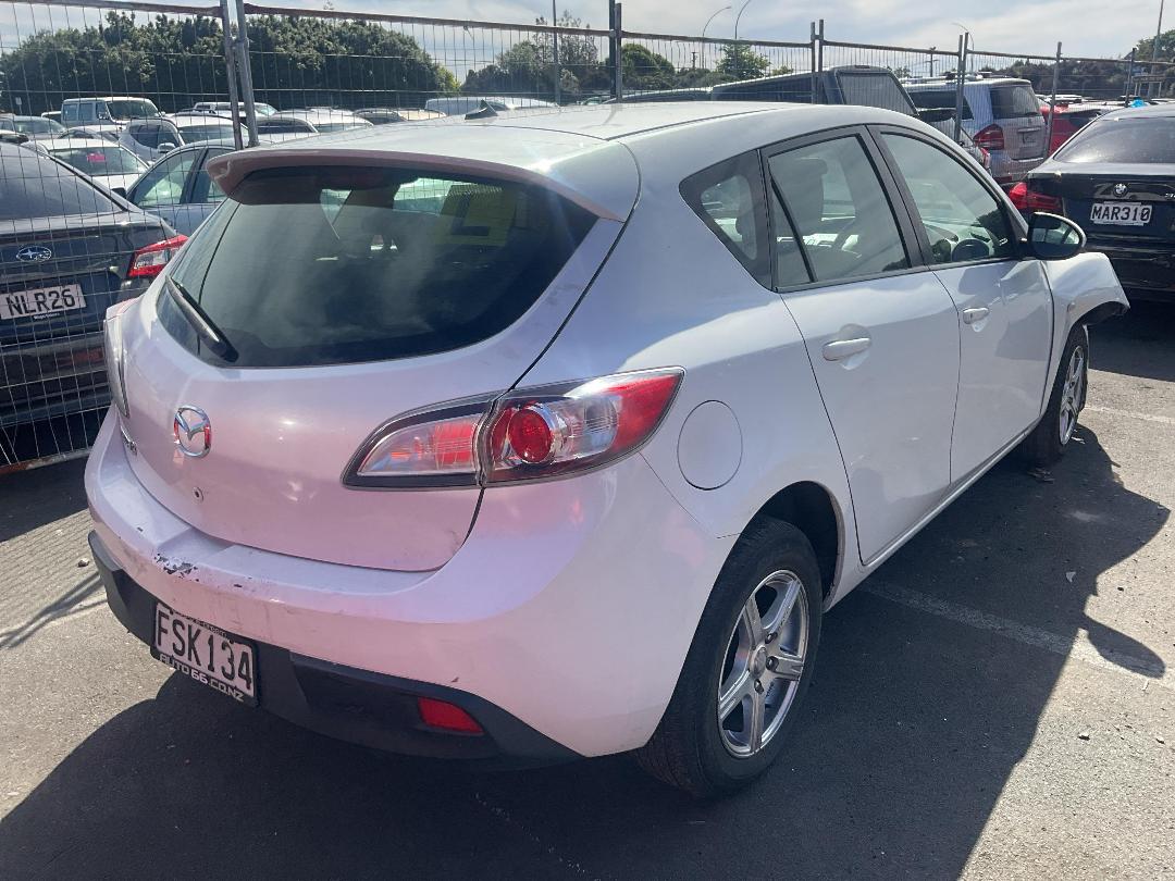 Photo '4' of Mazda Mazda3 GLX Photo '4' of Mazda Mazda3 GLX