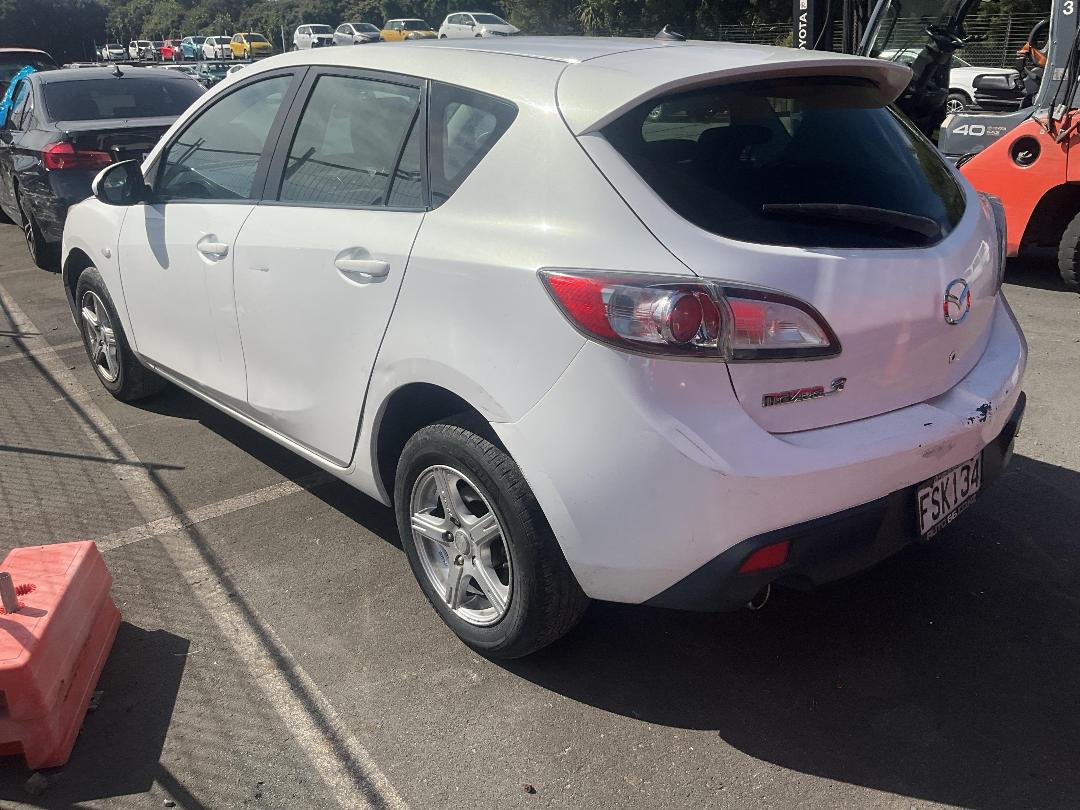 Photo '3' of Mazda Mazda3 GLX Photo '3' of Mazda Mazda3 GLX