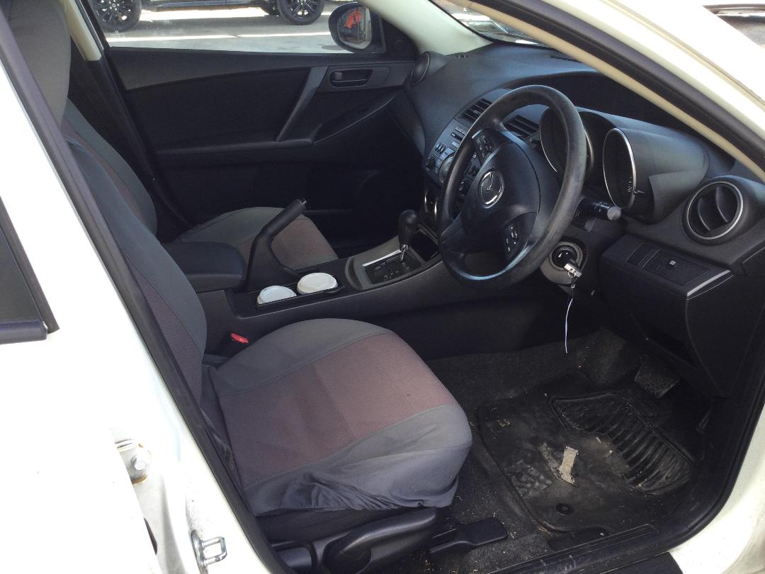 Photo '14' of Mazda Mazda3 GLX