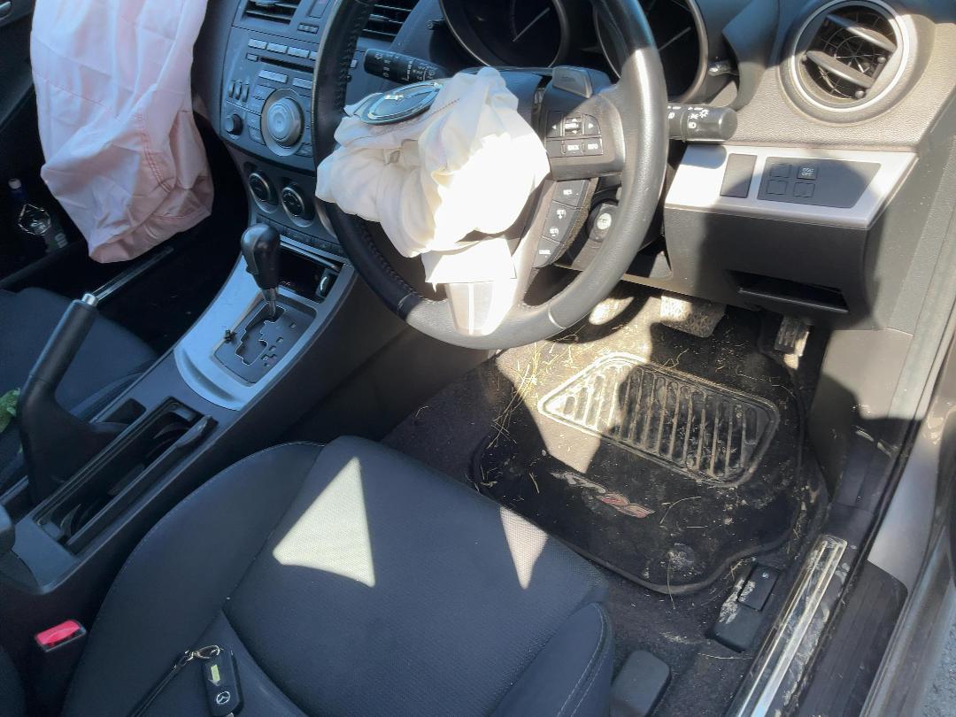 Photo '5' of Mazda Mazda3 Sporthatch SP25