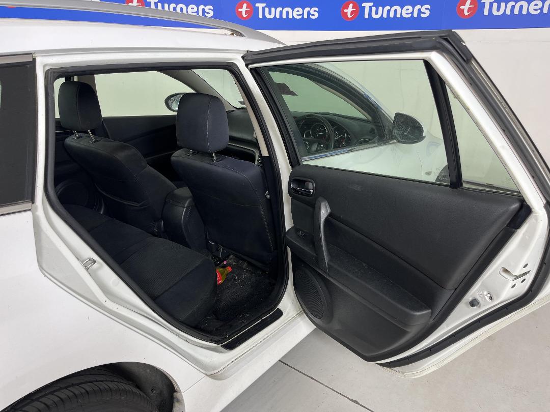 Photo '17' of Mazda Mazda6 GLX