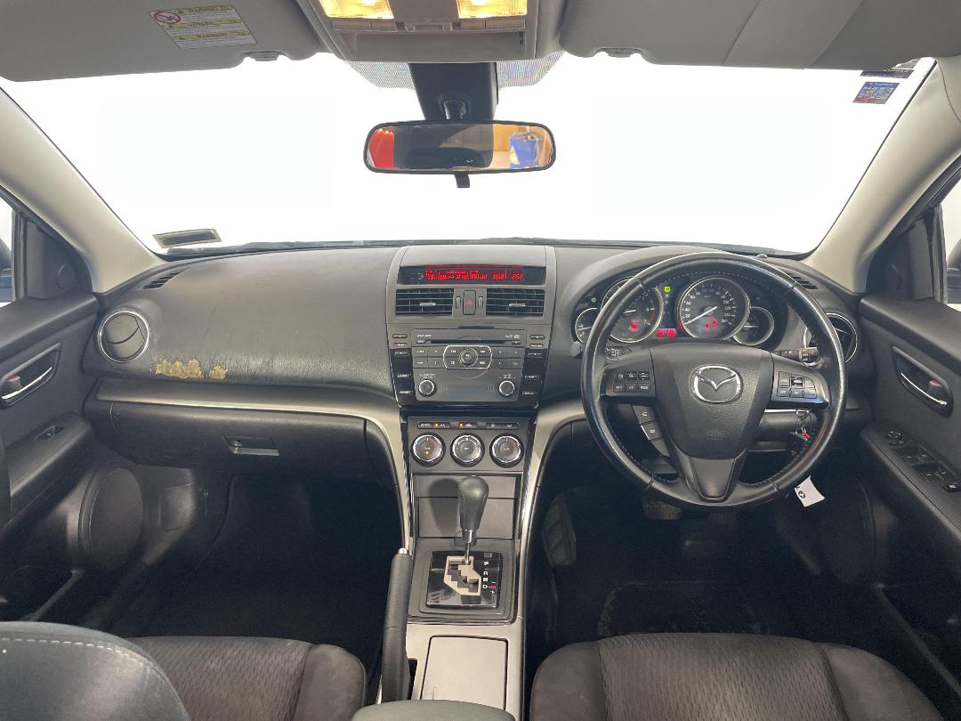 Photo '17' of Mazda Mazda6