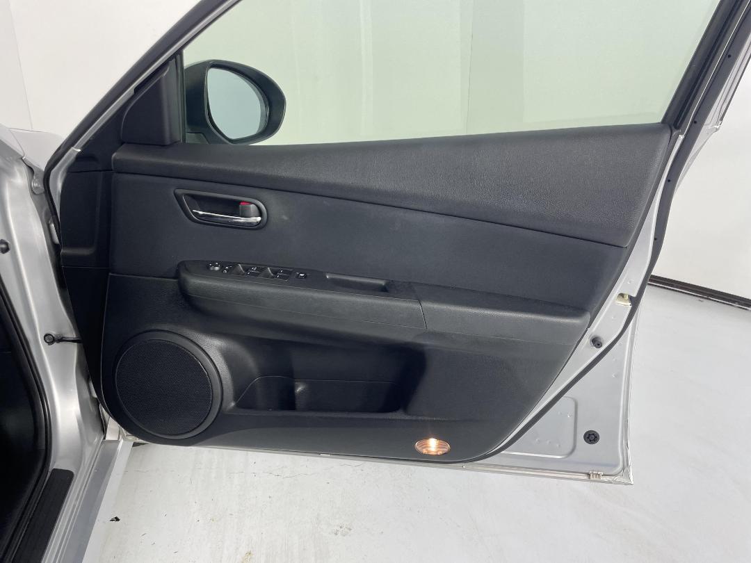 Photo '15' of Mazda Mazda6