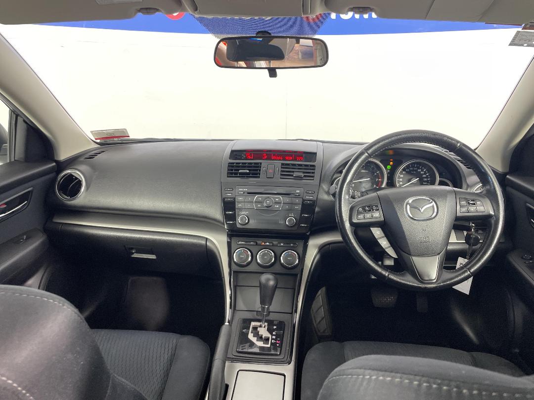 Photo '17' of Mazda Mazda6