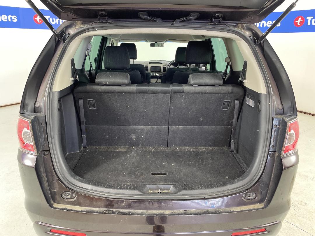 Photo '14' of Mazda MPV Photo '14' of Mazda MPV