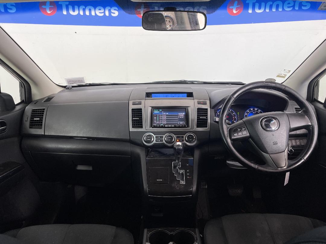 Photo '17' of Mazda MPV Photo '17' of Mazda MPV