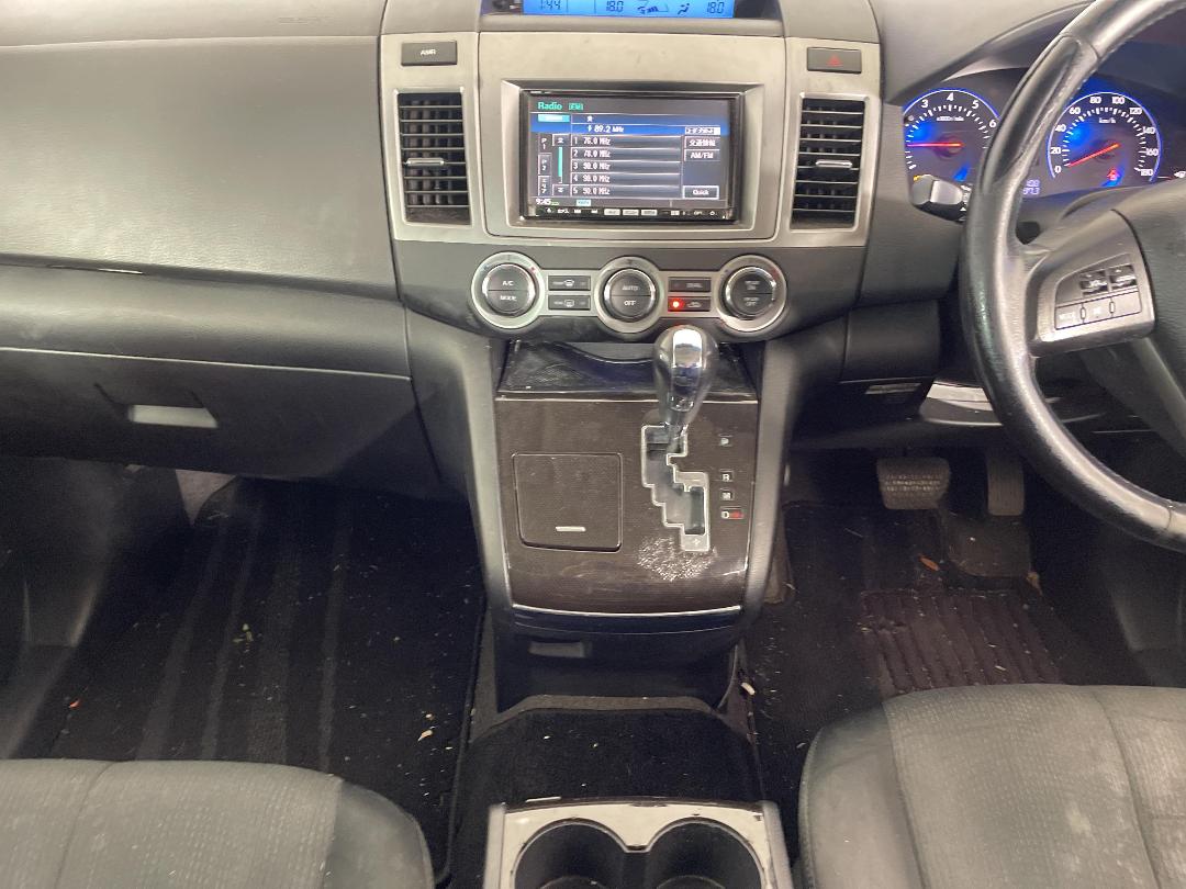 Photo '18' of Mazda MPV Photo '18' of Mazda MPV