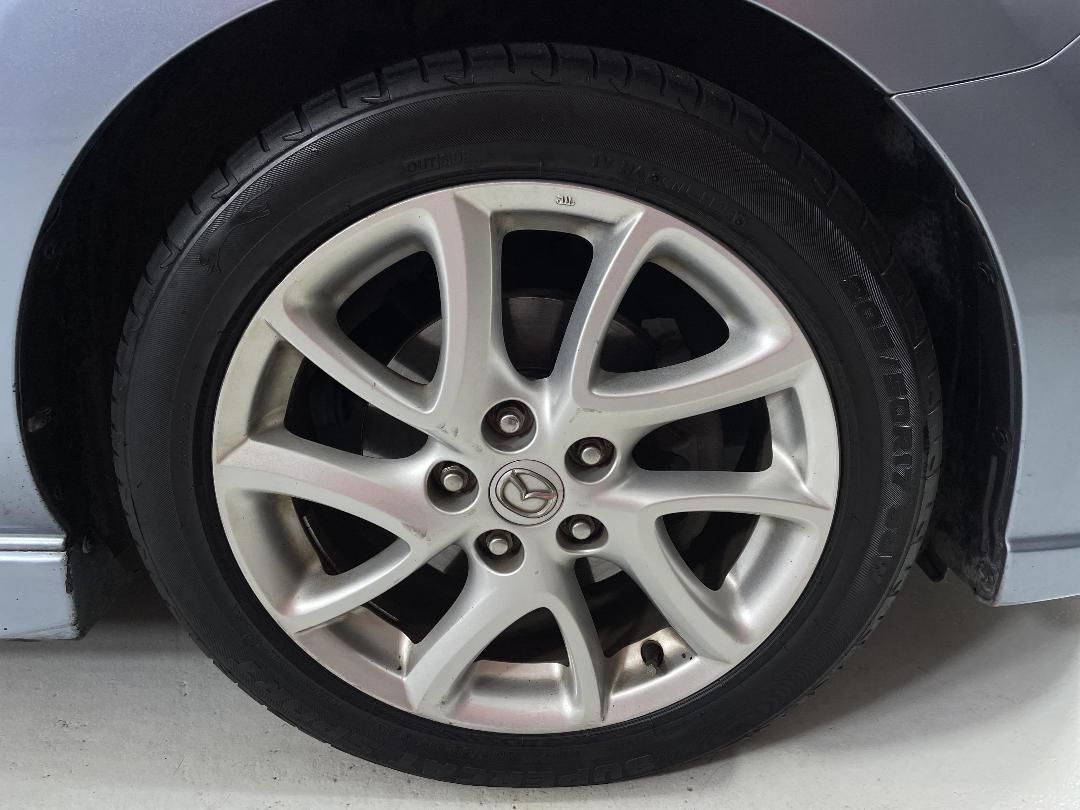 Photo '9' of Mazda Premacy