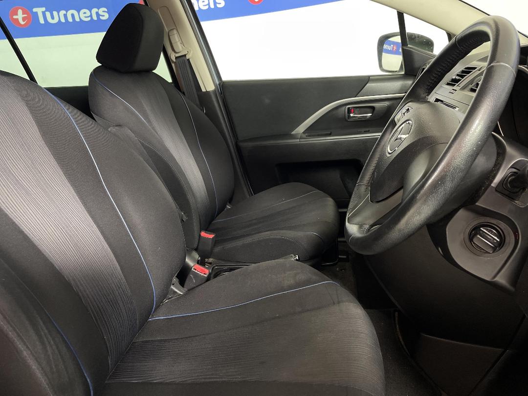 Photo '16' of Mazda Premacy