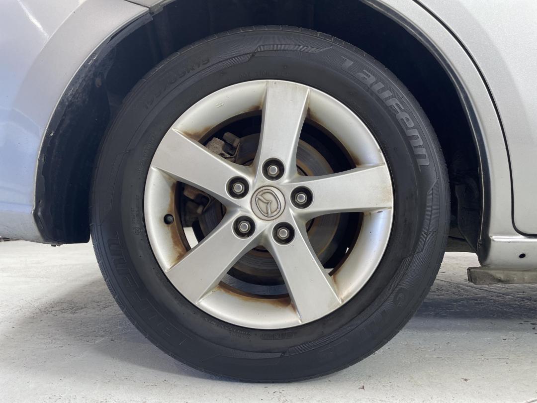 Photo '12' of Mazda Premacy