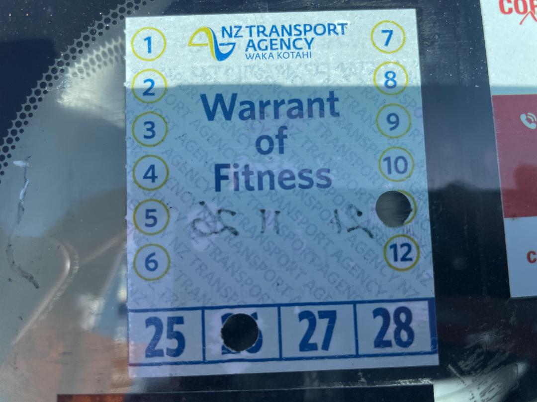 Photo '23' of Mazda Premacy