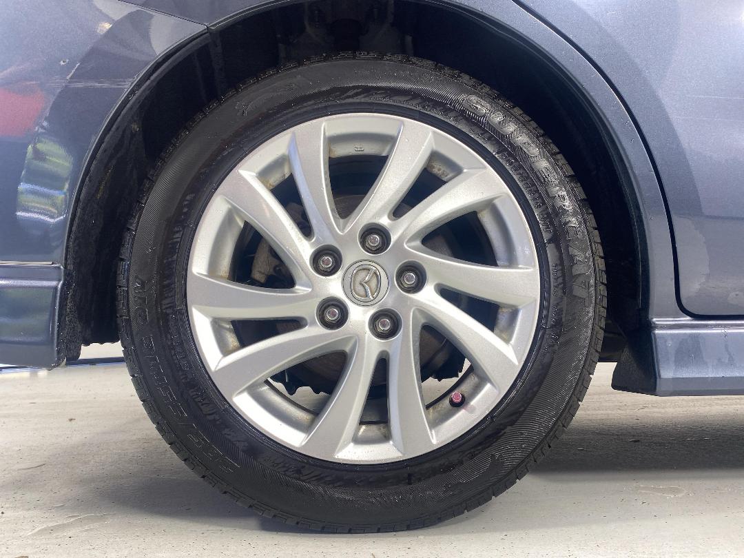 Photo '12' of Mazda Premacy Photo '12' of Mazda Premacy