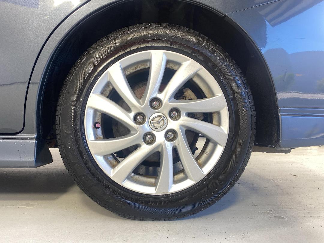 Photo '11' of Mazda Premacy Photo '11' of Mazda Premacy