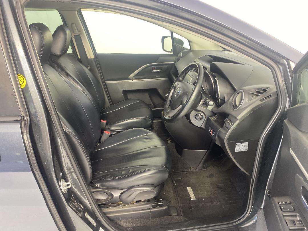 Photo '16' of Mazda Premacy Photo '16' of Mazda Premacy