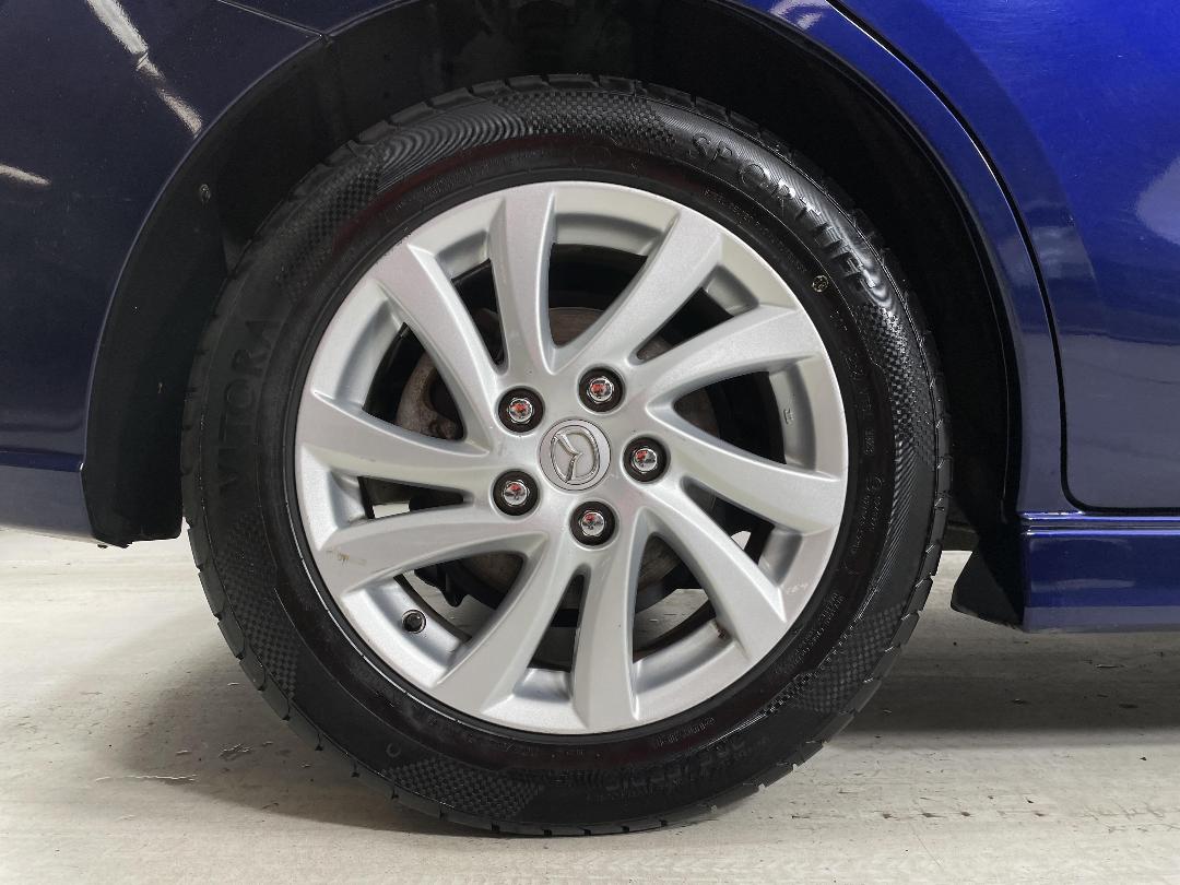 Photo '12' of Mazda Premacy Photo '12' of Mazda Premacy