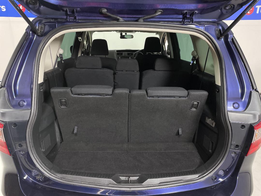 Photo '14' of Mazda Premacy Photo '14' of Mazda Premacy