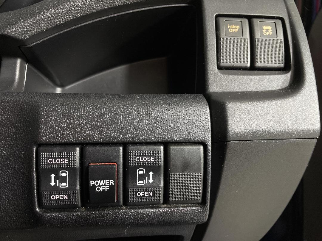 Photo '22' of Mazda Premacy Photo '22' of Mazda Premacy