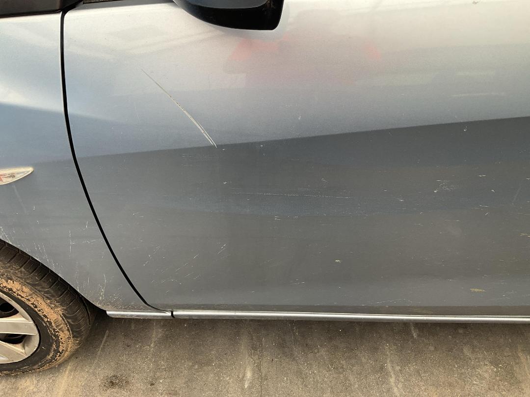 Photo '8' of Mazda Premacy Photo '8' of Mazda Premacy