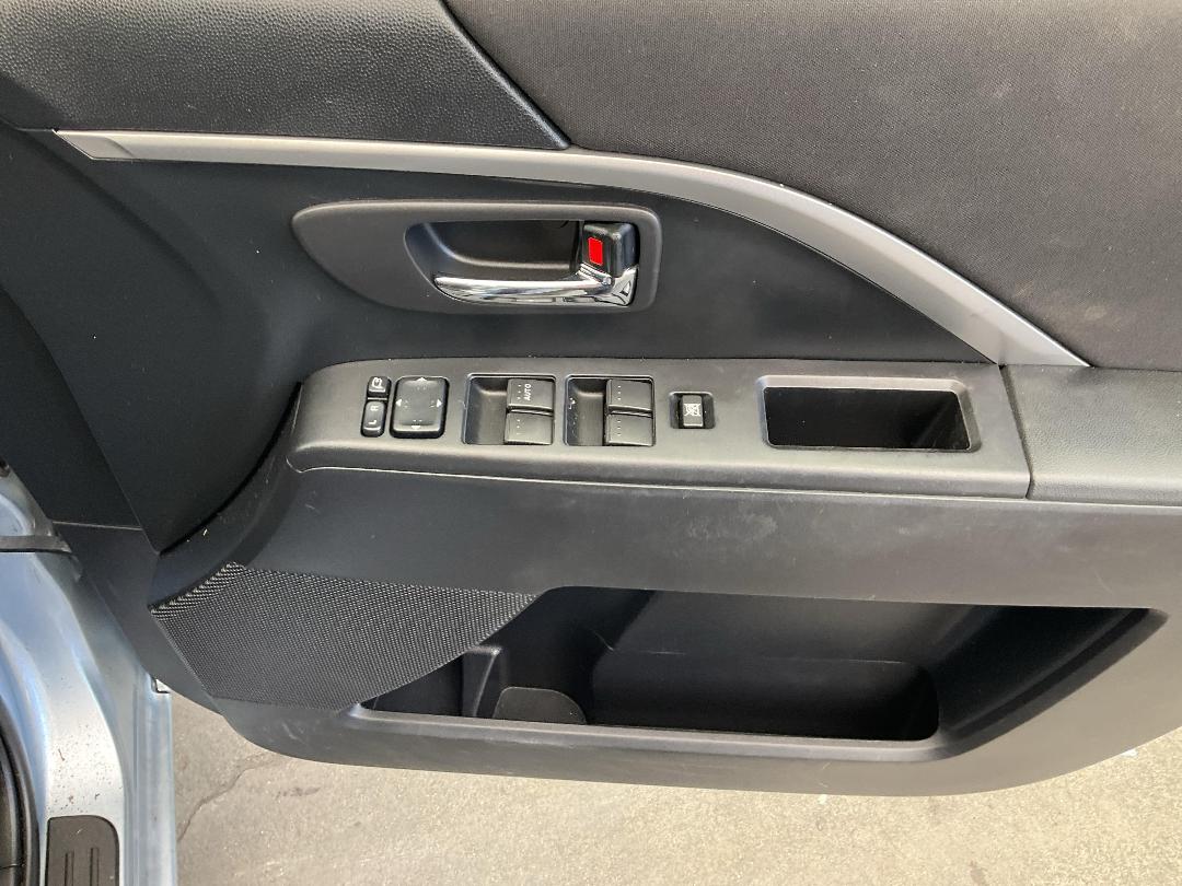 Photo '23' of Mazda Premacy Photo '23' of Mazda Premacy