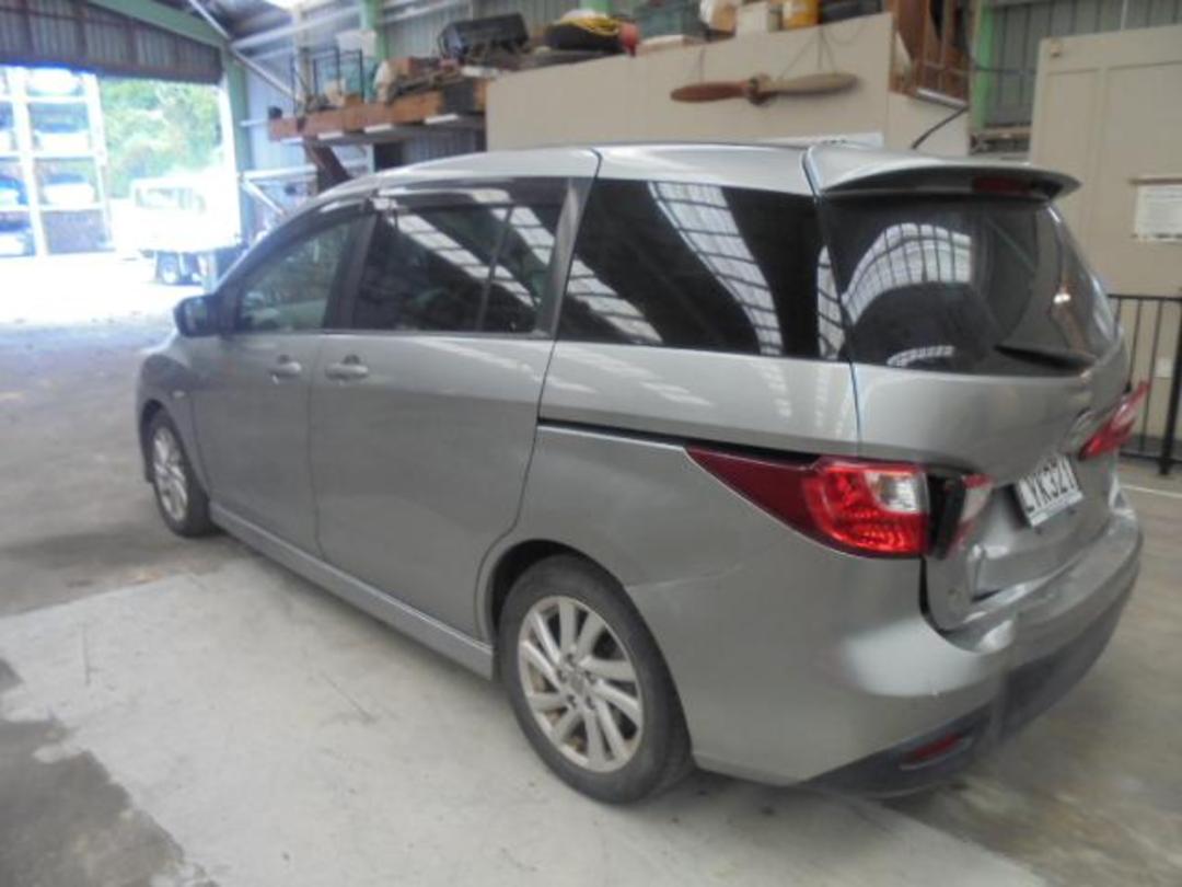 Photo '4' of Mazda Premacy Photo '4' of Mazda Premacy