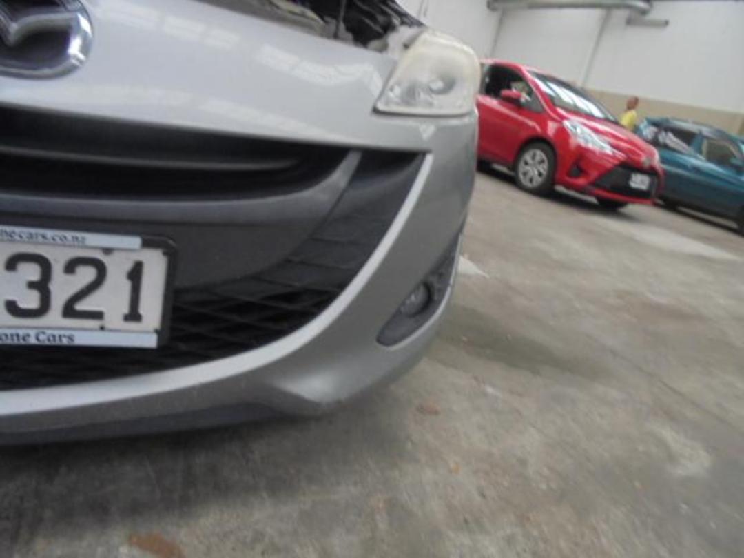 Photo '16' of Mazda Premacy Photo '16' of Mazda Premacy