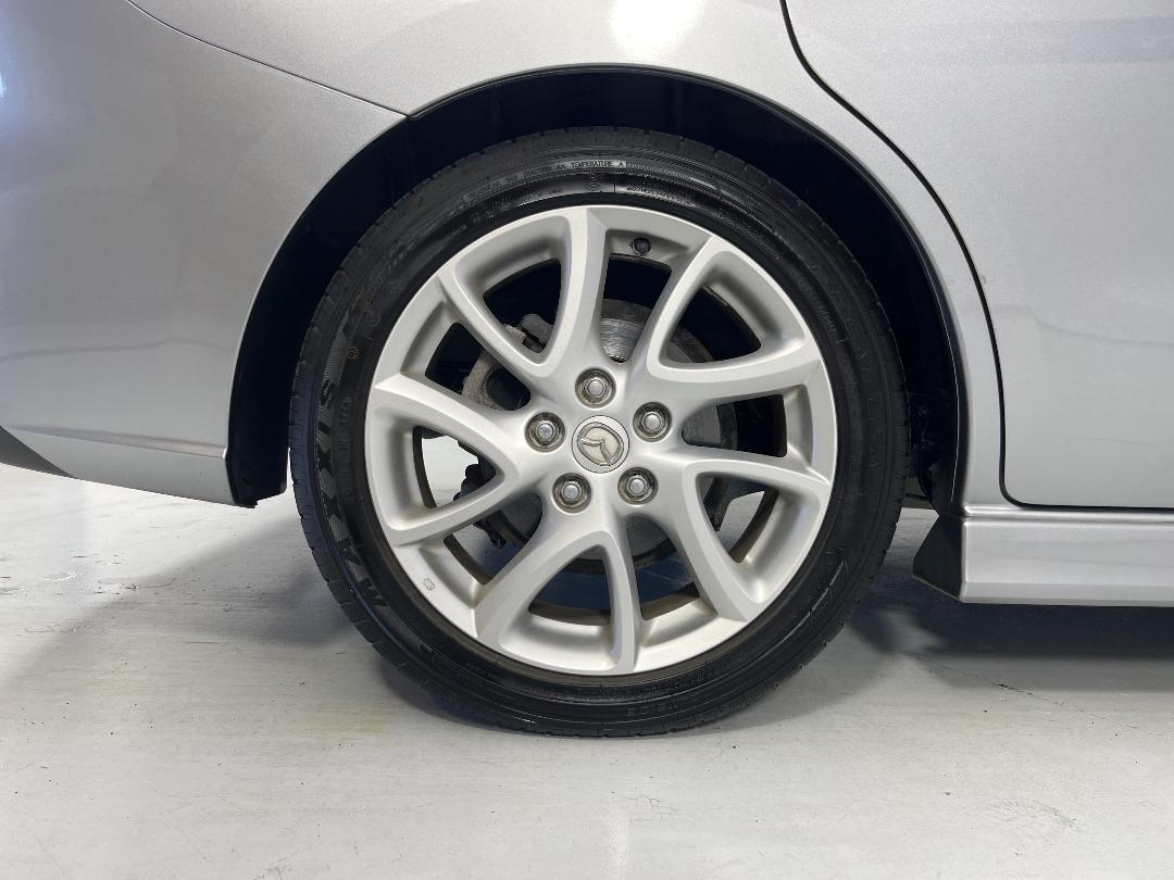 Photo '12' of Mazda Premacy