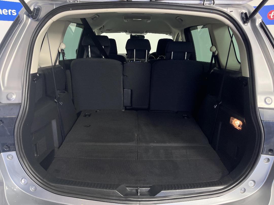 Photo '14' of Mazda Premacy