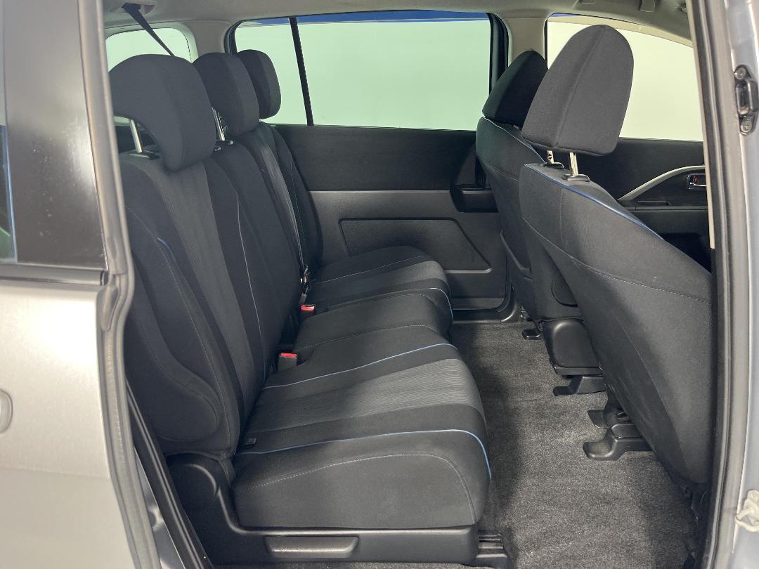 Photo '19' of Mazda Premacy