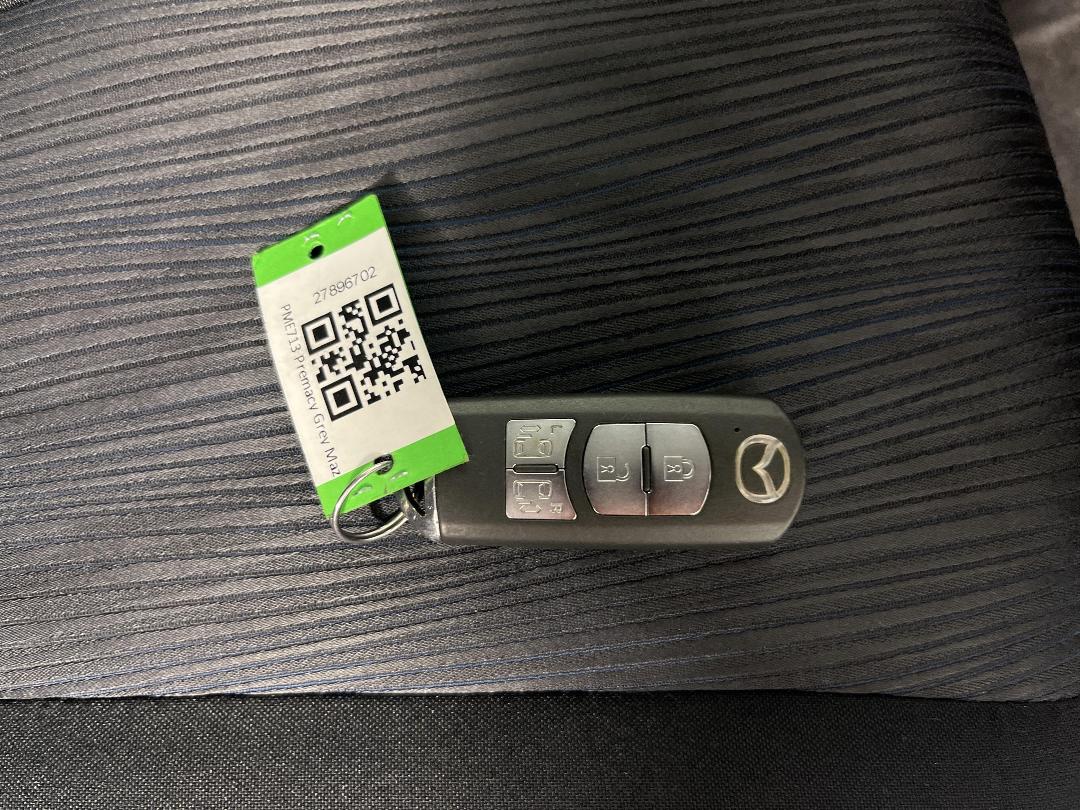 Photo '21' of Mazda Premacy