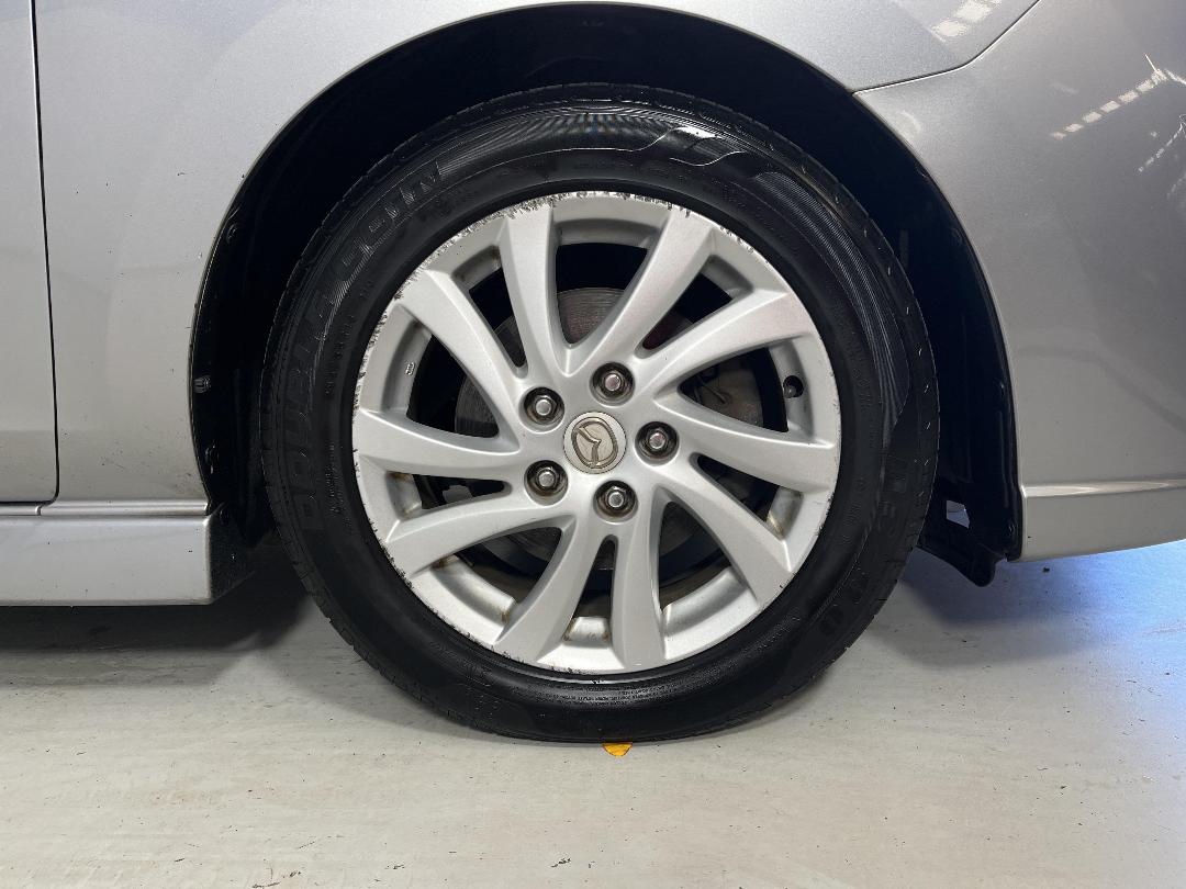 Photo '9' of Mazda Premacy