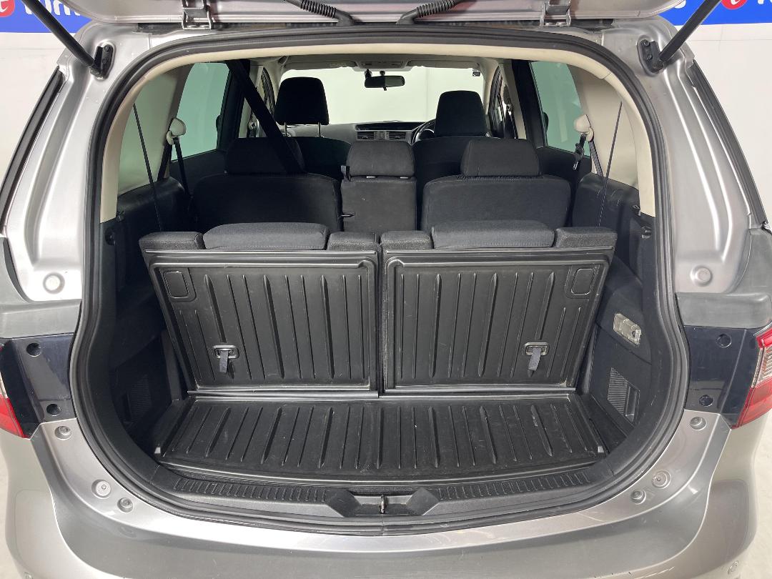 Photo '14' of Mazda Premacy